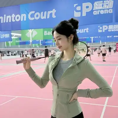 梁东